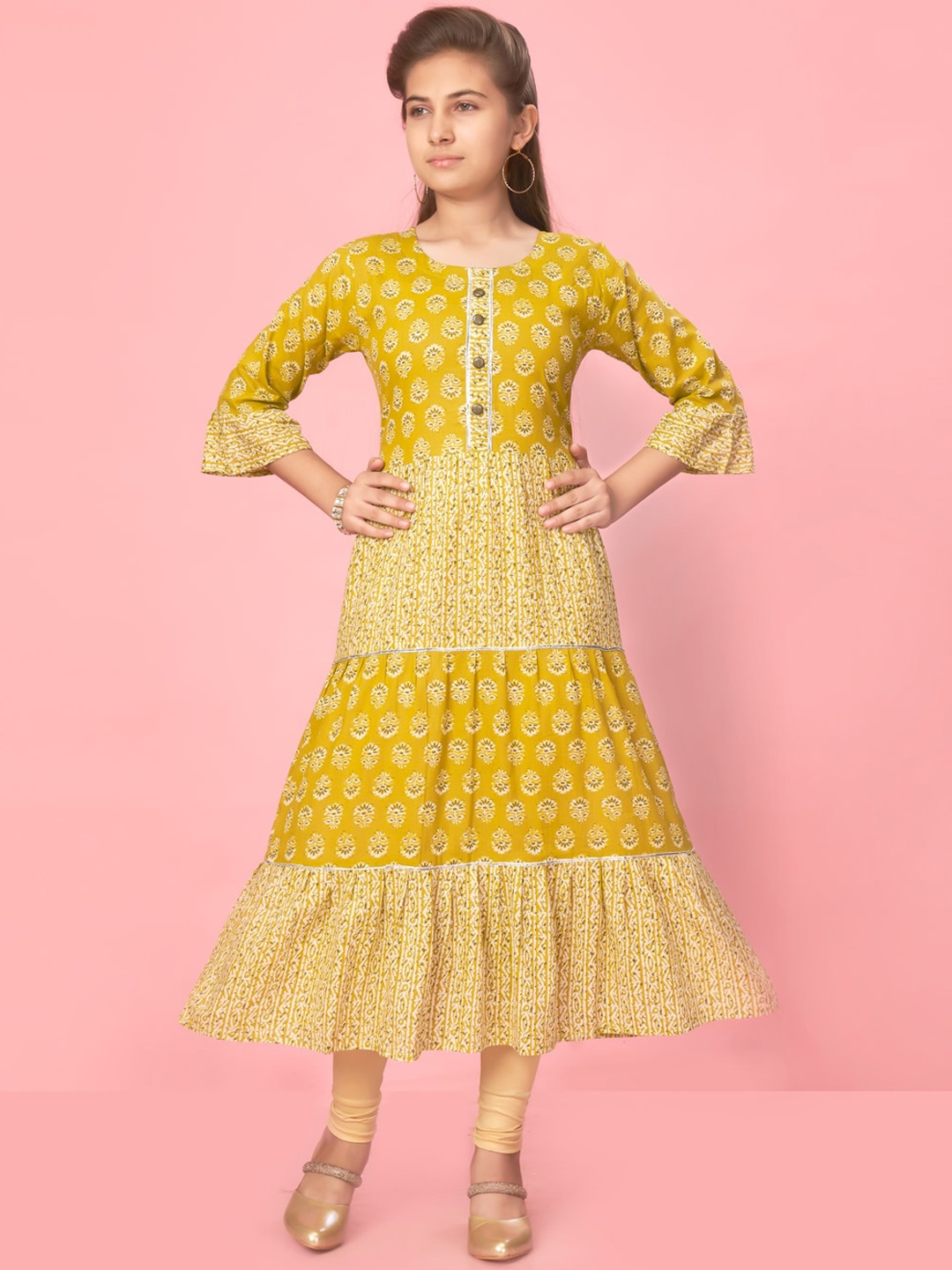 

BAESD Floral Printed Pure Cotton Anarkali Kurta With Legging, Yellow