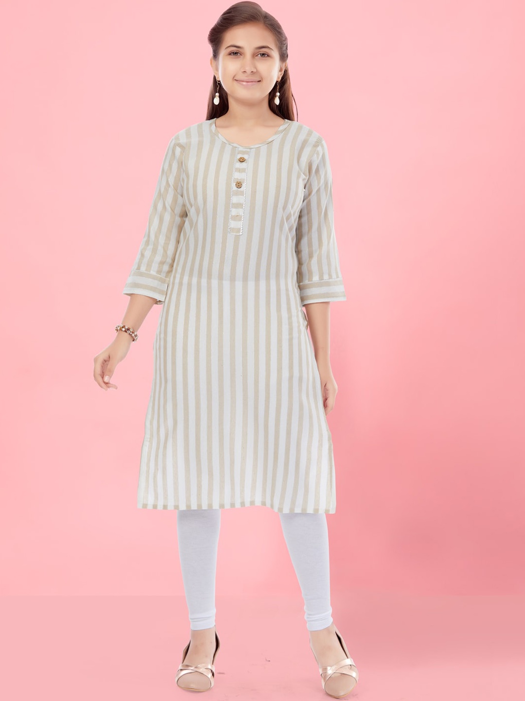 

BAESD Girls Striped Gotta Patti Regular Pure Cotton Kurta With Leggings, Beige