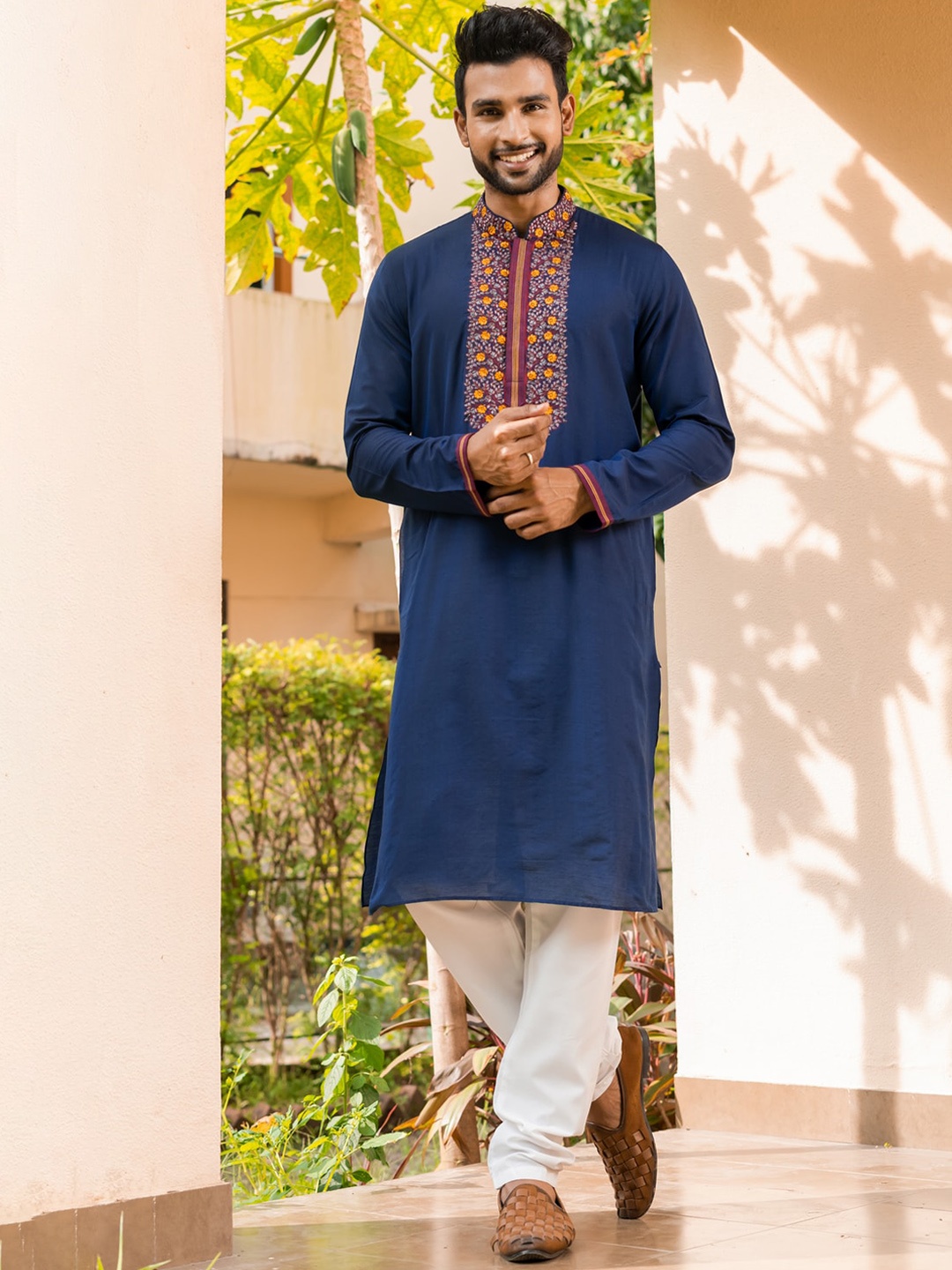 

HU - Handcrafted Uniquely Floral Embroidered Cotton Silk Straight Kurta, Navy blue