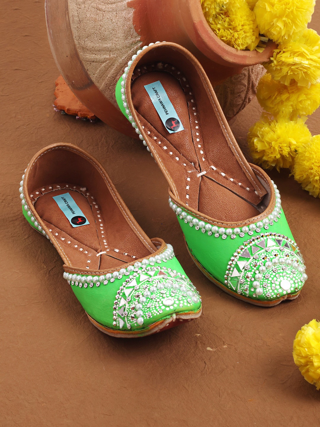 

PehnawaCraft Embellished Leather Square Toe Ethnic Mojaris, Green