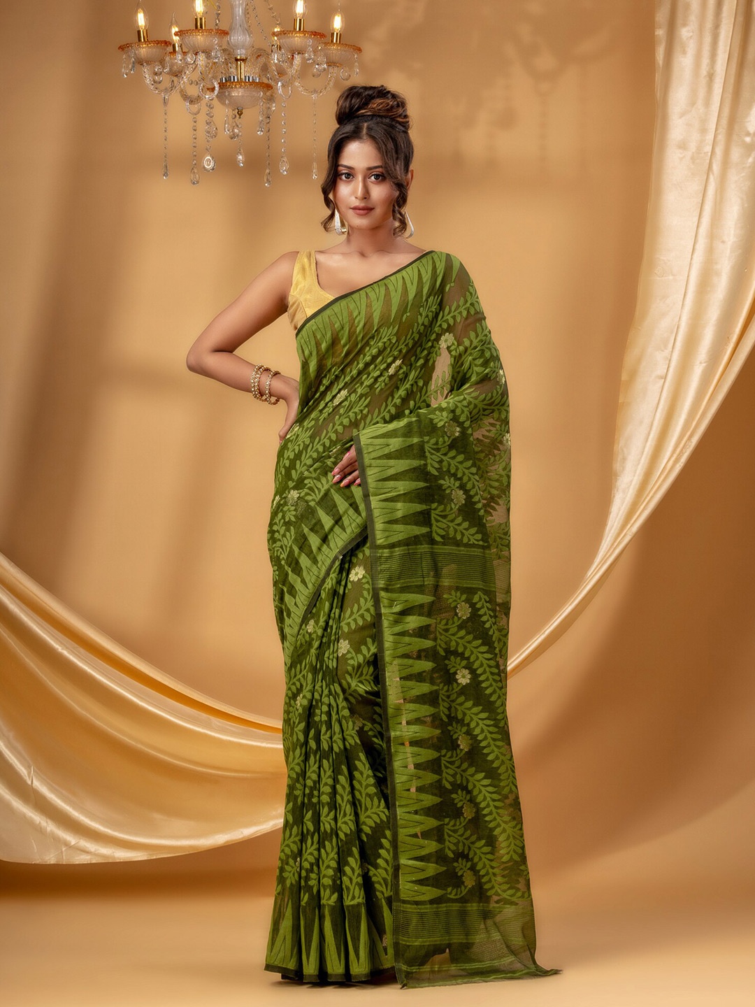 

DESH BIDESH Woven Design Pure Cotton Jamdani Saree, Green