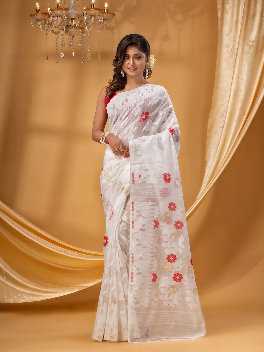 

DESH BIDESH Floral Woven Design Zari Pure Cotton Jamdani Saree, White
