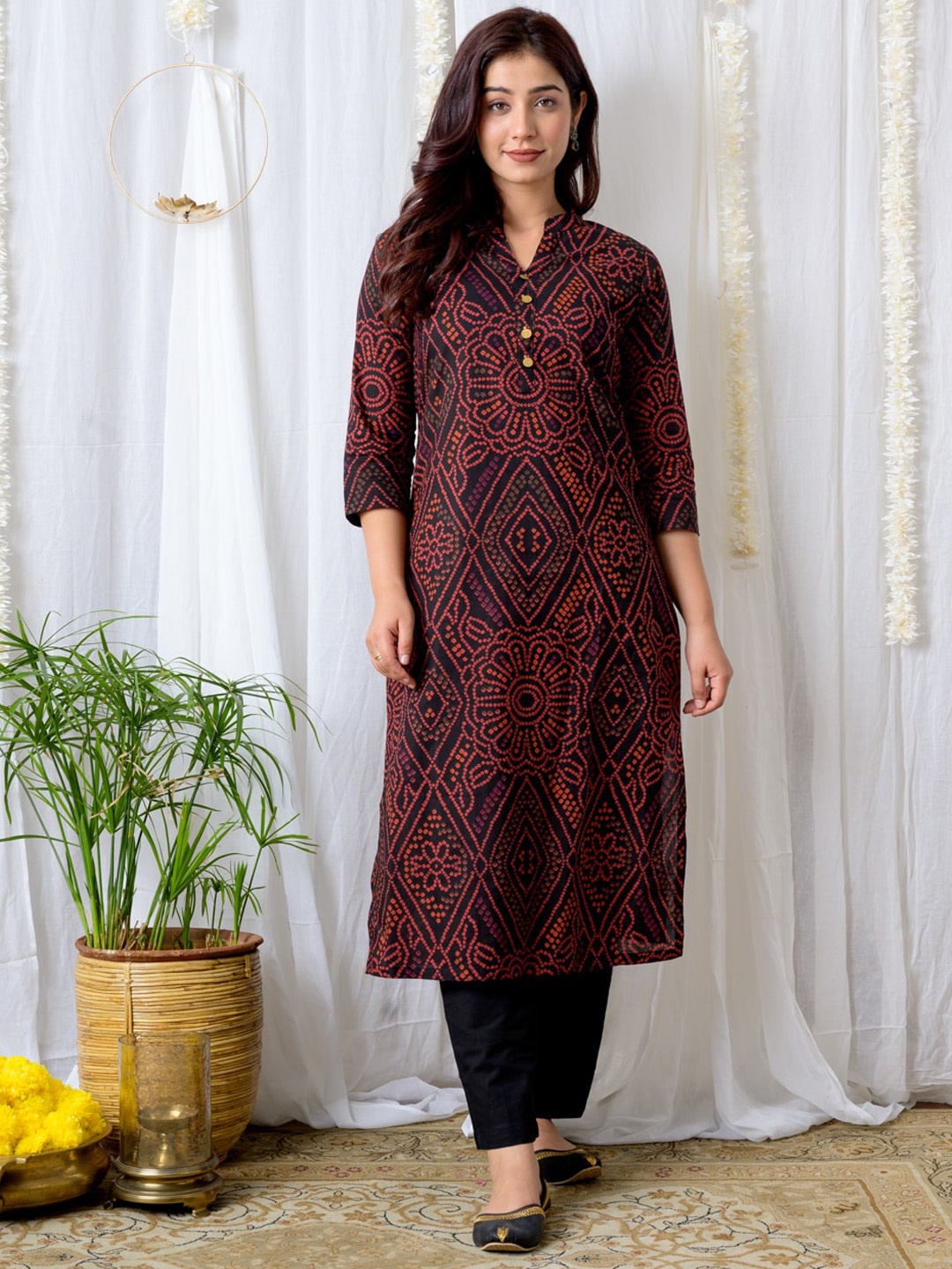 

Jaipuriya Fab Private Limited Bandhani Printed Regular Pure Cotton Kurta With Trousers, Black