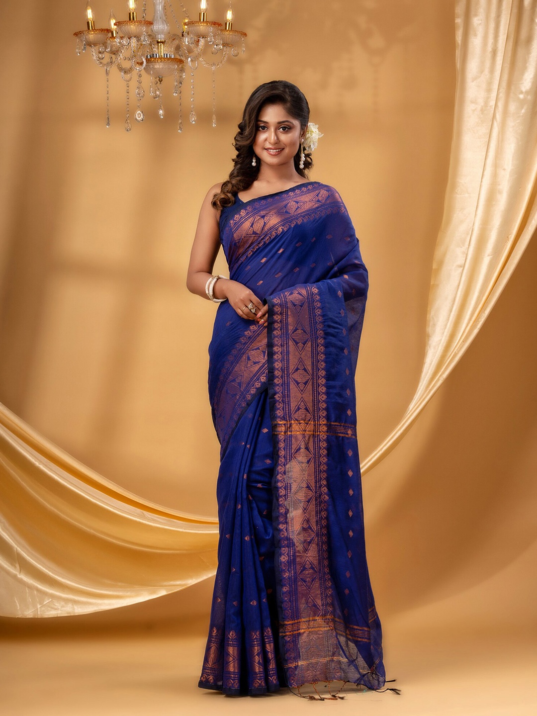 

DESH BIDESH Woven Design Zari Silk Cotton Taant Saree, Blue