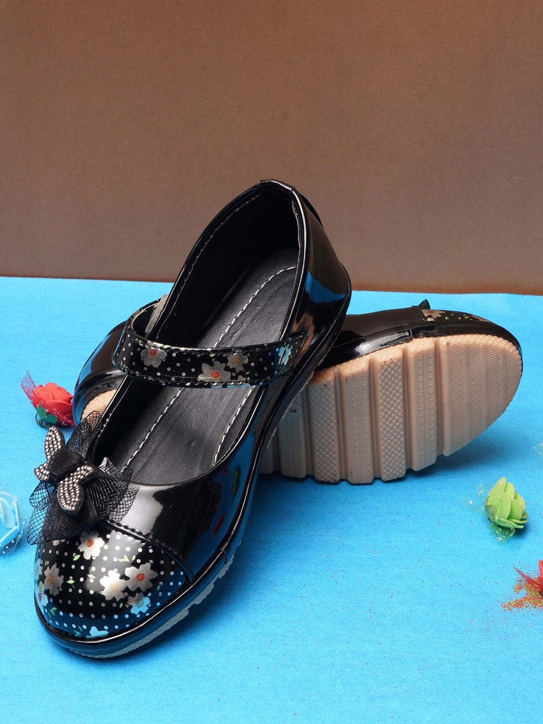 

BAESD Girls Printed Velcro Ballerinas, Black