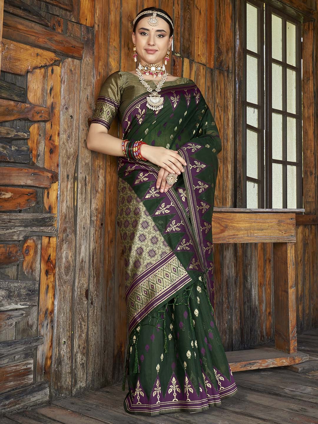 

Anouk Ethnic Motifs Woven Design Zari Pure Cotton Chanderi Saree, Green