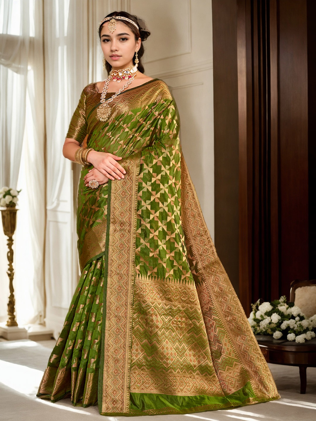 

Anouk Geometric Woven Design Zari Organza Saree, Green