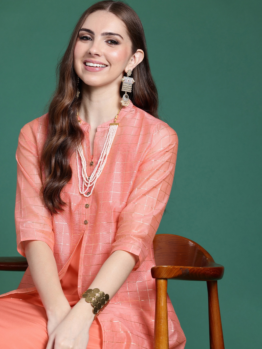 

Sangria Checked Mandarin Collar Kurta, Peach