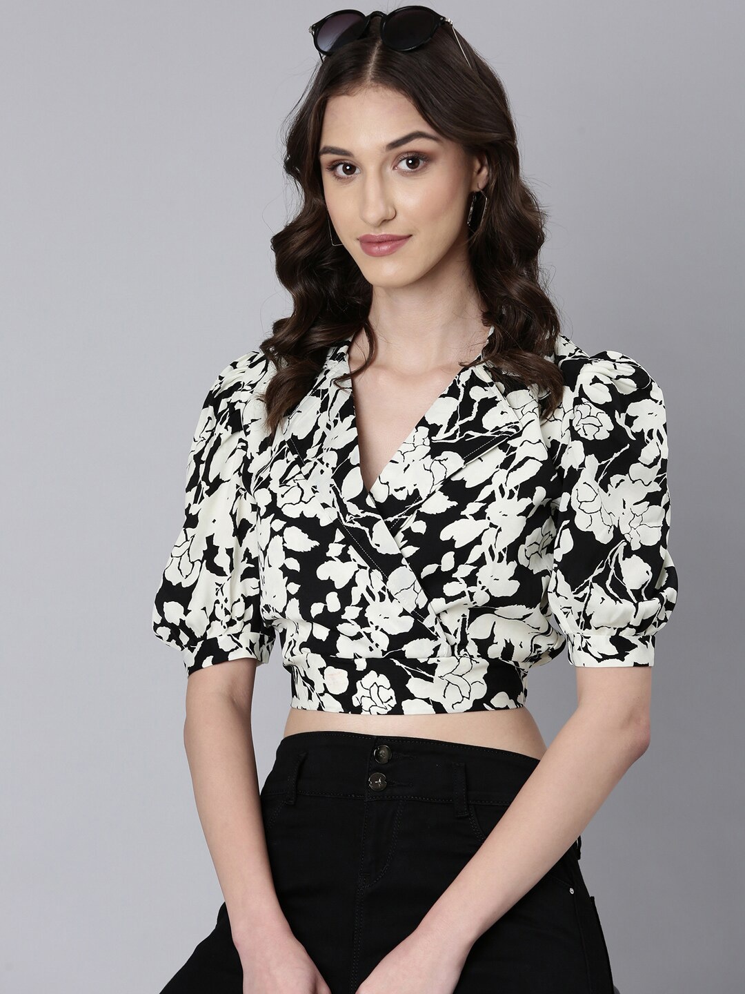 

SHOWOFF Floral Printed Puffed Sleeve Shirt Collar Wrap Crop Top, Off white