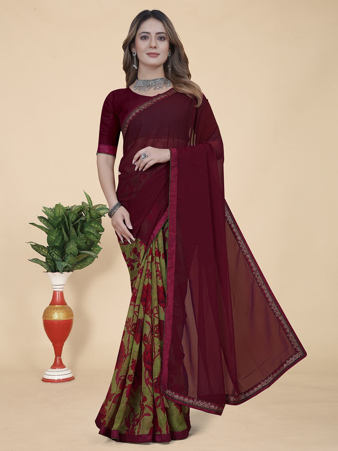 

KALINI Floral Printed Pure Georgette Saree, Brown