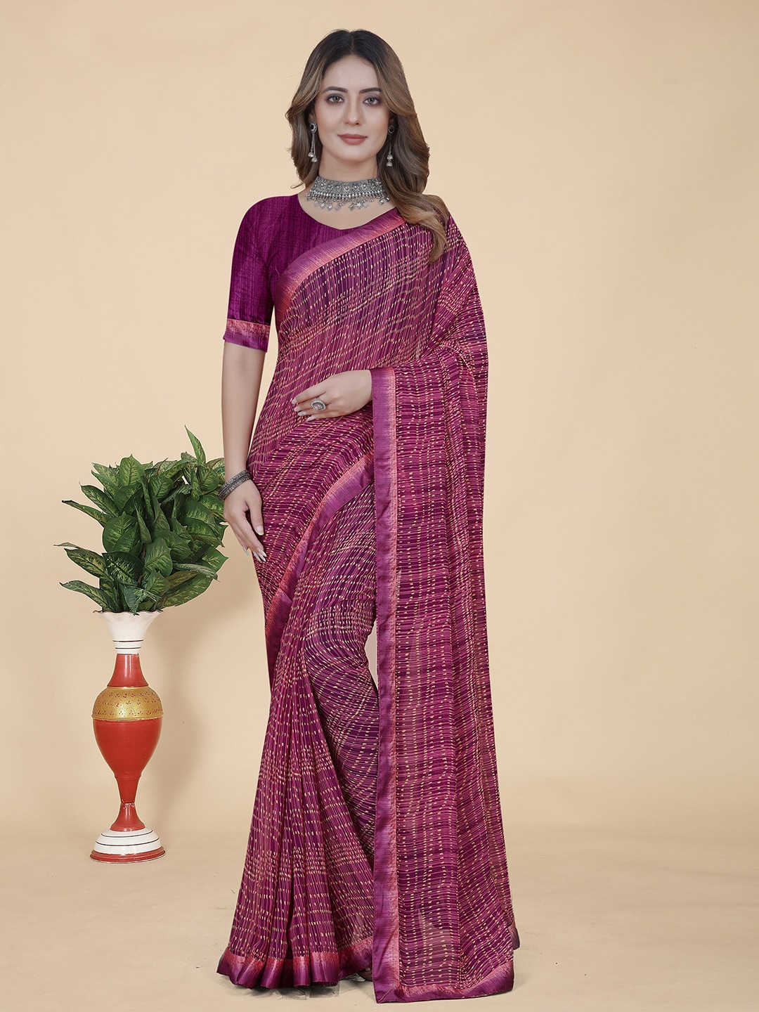 

KALINI Abstract Printed Pure Georgette Saree, Pink