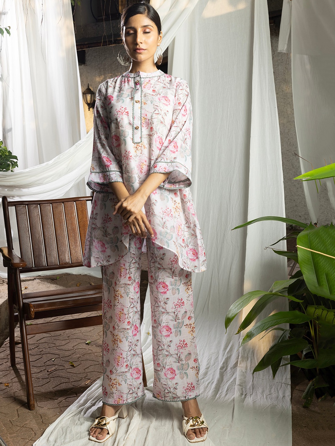 

Sangria Printed Tunic & Trouser, White