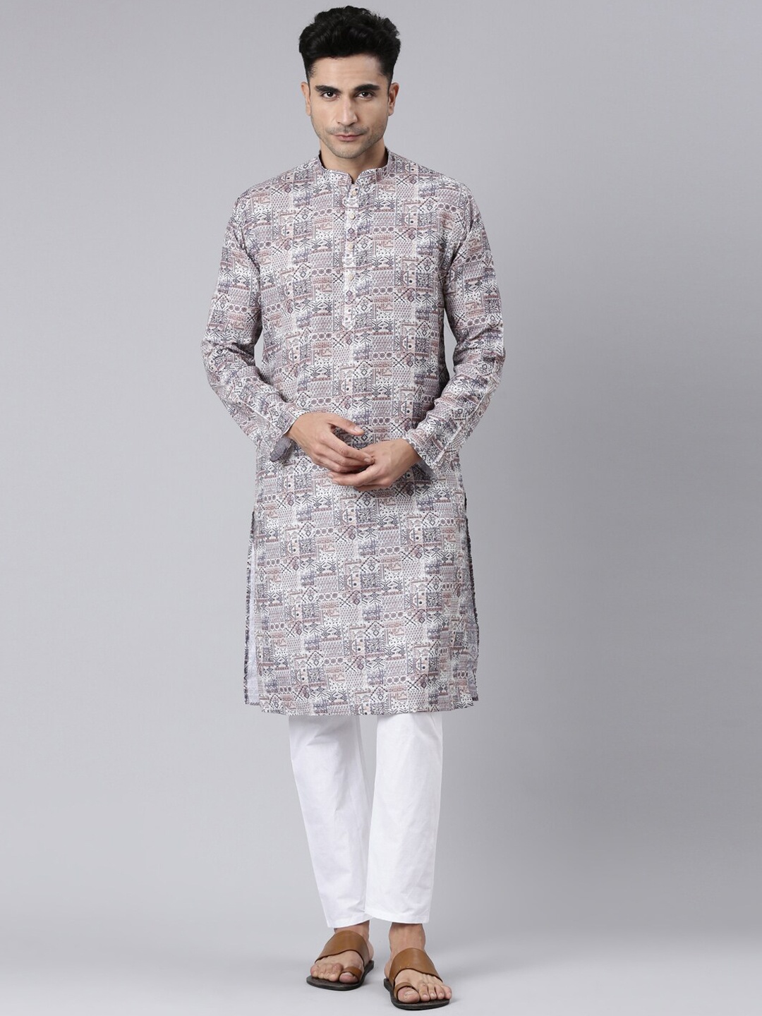 

Rishika Ethnic Motifs Printed Pure Cotton Kurta, Brown