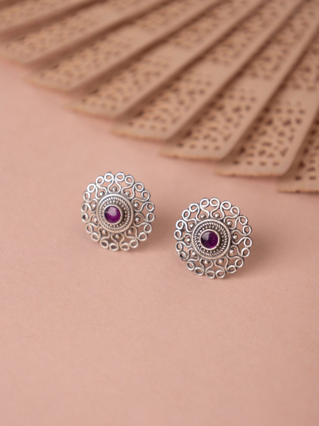 

Shyle 925 Sterling Silver Silver-Plated Studded Circular Studs