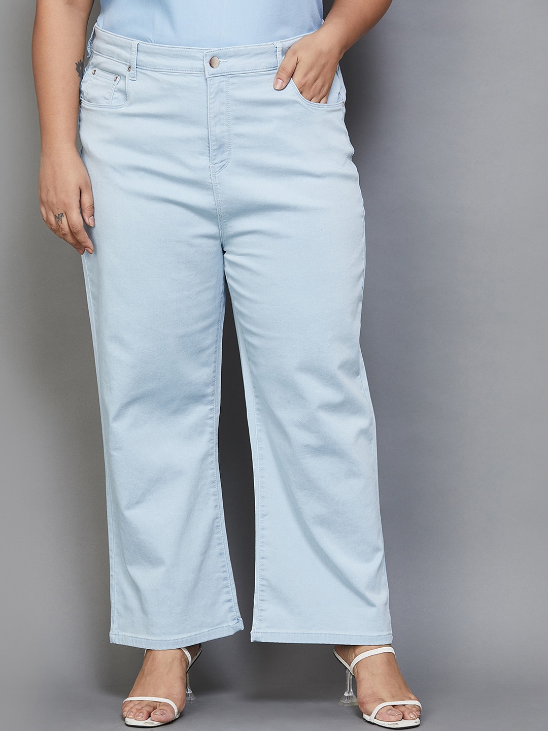 

Nexus by Lifestyle Women Plus Size Mid-Rise Flared Jeans, Blue
