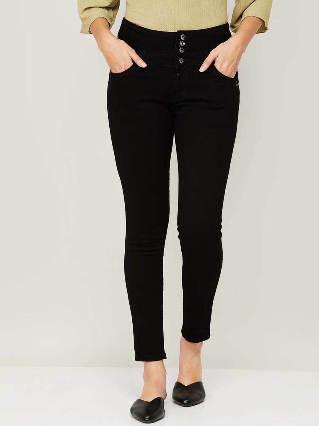 

Xpose Women Comfort Slim Fit High-Rise Clean Look Stretchable Cropped Jeans, Black