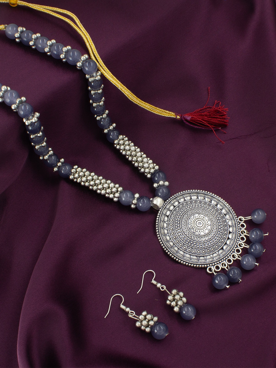 

PRIVIU Silver-Plated Oxidized Chakra Beads Jewellery Set