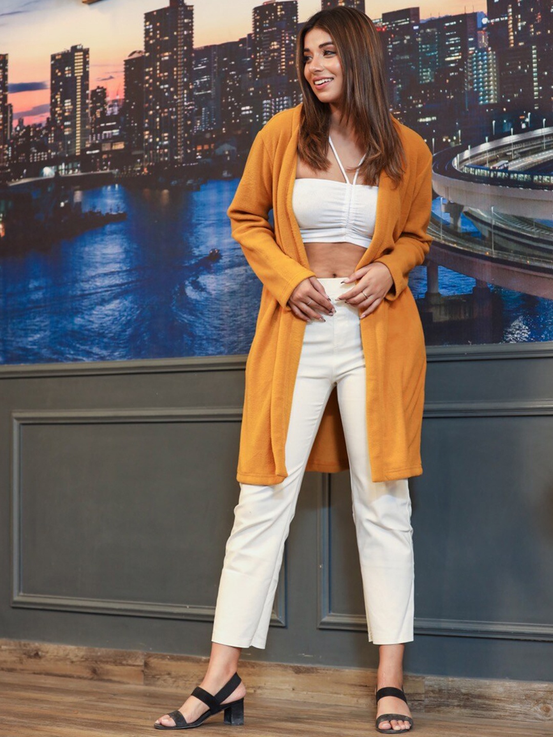 

FEATHERS CLOSET Women Mustard Shrug