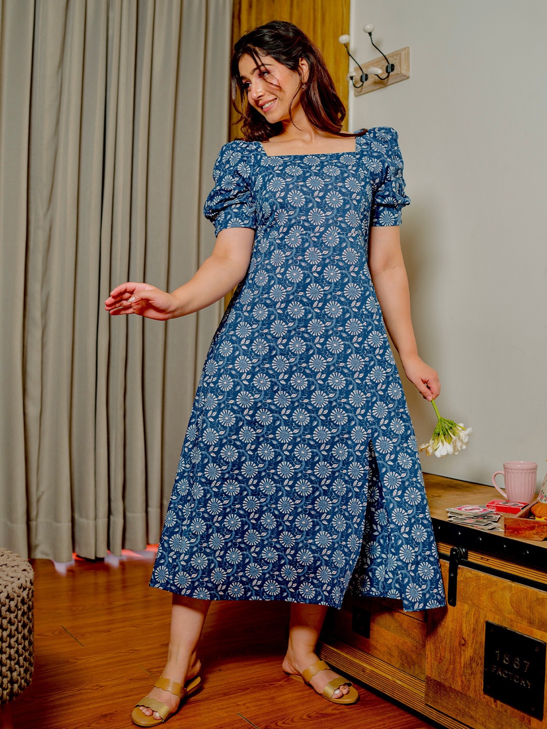 

FEATHERS CLOSET Floral Printed Pure Cotton A-Line Ethnic Dress, Blue