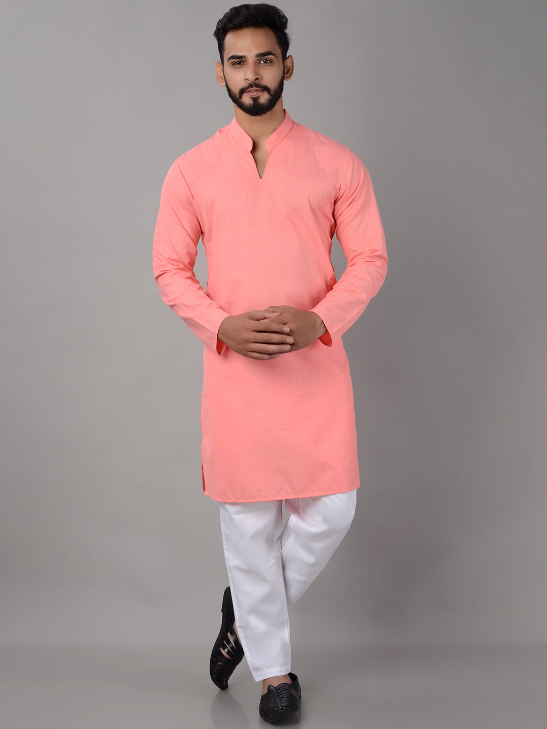 

VILLAIN Mandarin Collar Regular Kurta with Pyjamas, Pink