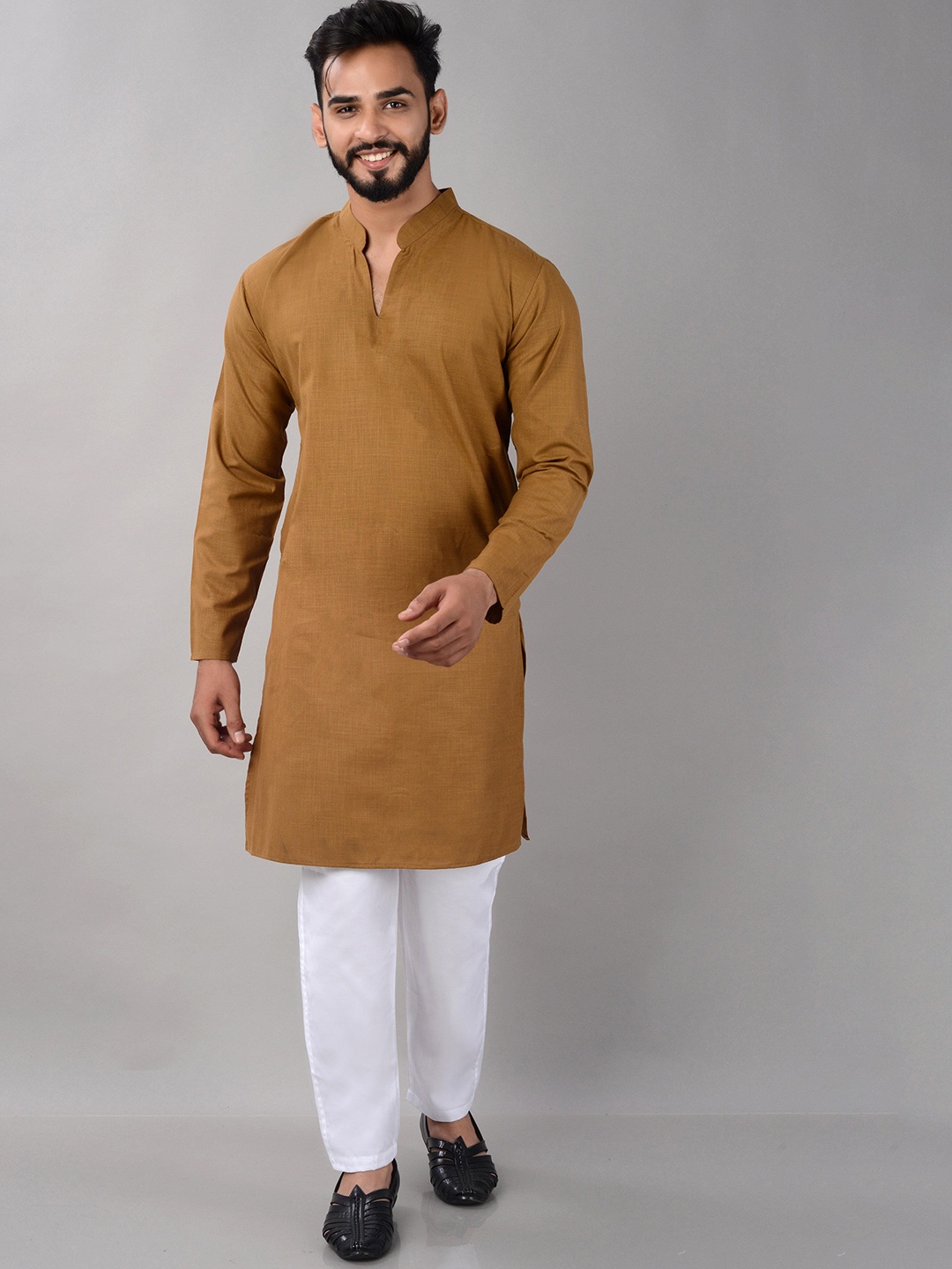 

VILLAIN Straight Kurta With Pyjamas, Brown