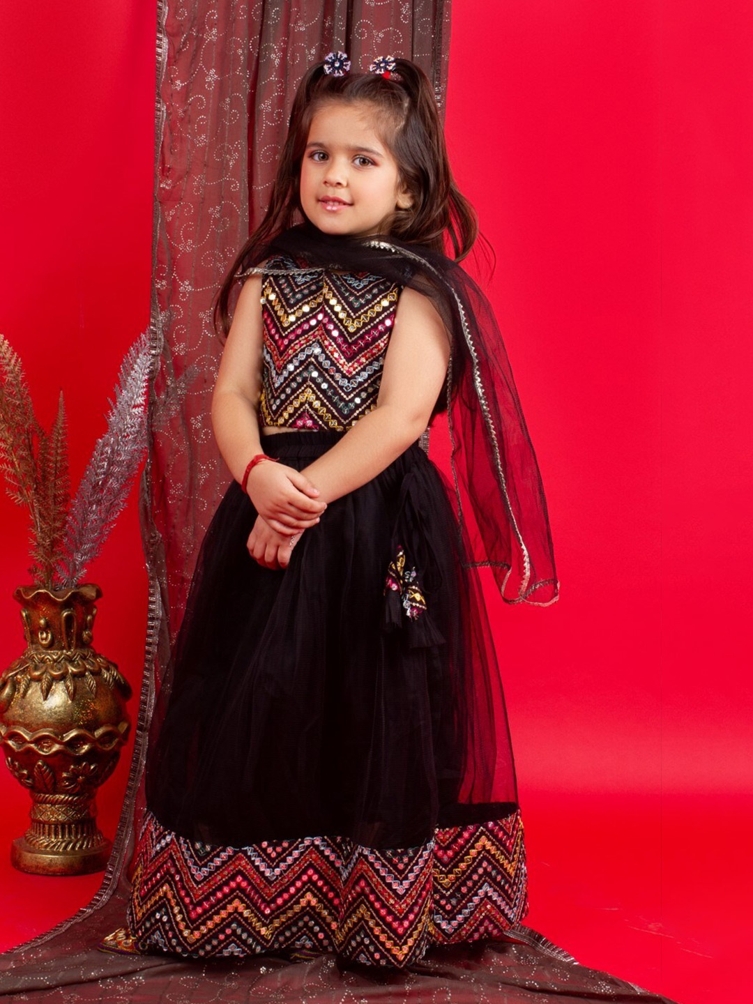 

Bella Moda Girls Embellished Ready to Wear Lehenga & Blouse With Dupatta, Black