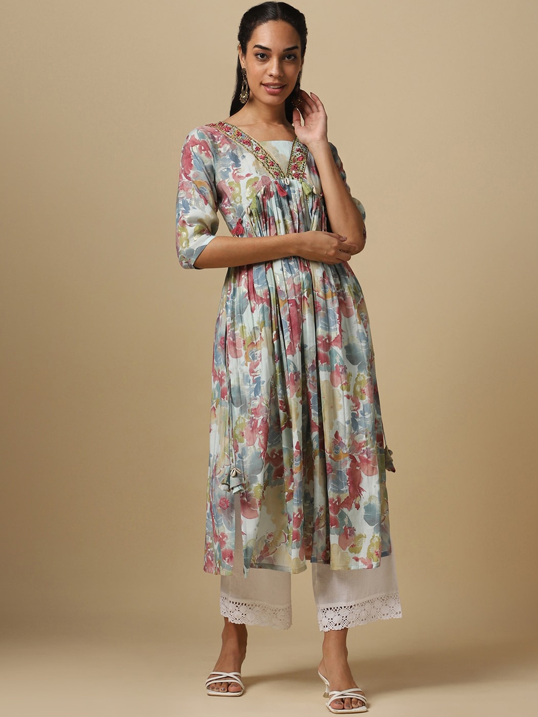 

House Of Dharaa Floral Printed Sequinned Empire Kurta, Grey
