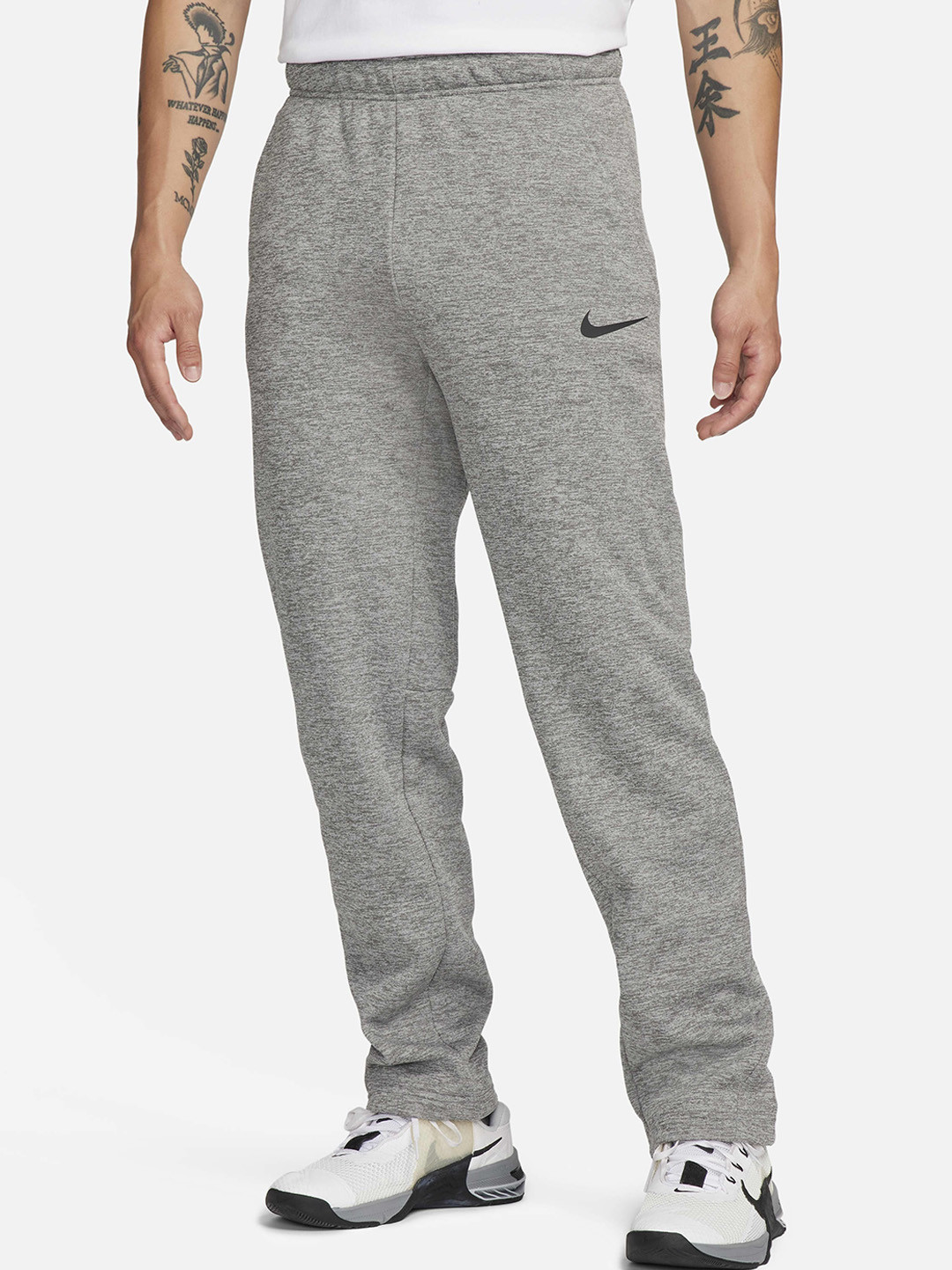 

Nike Men Grey Therma Trackpants