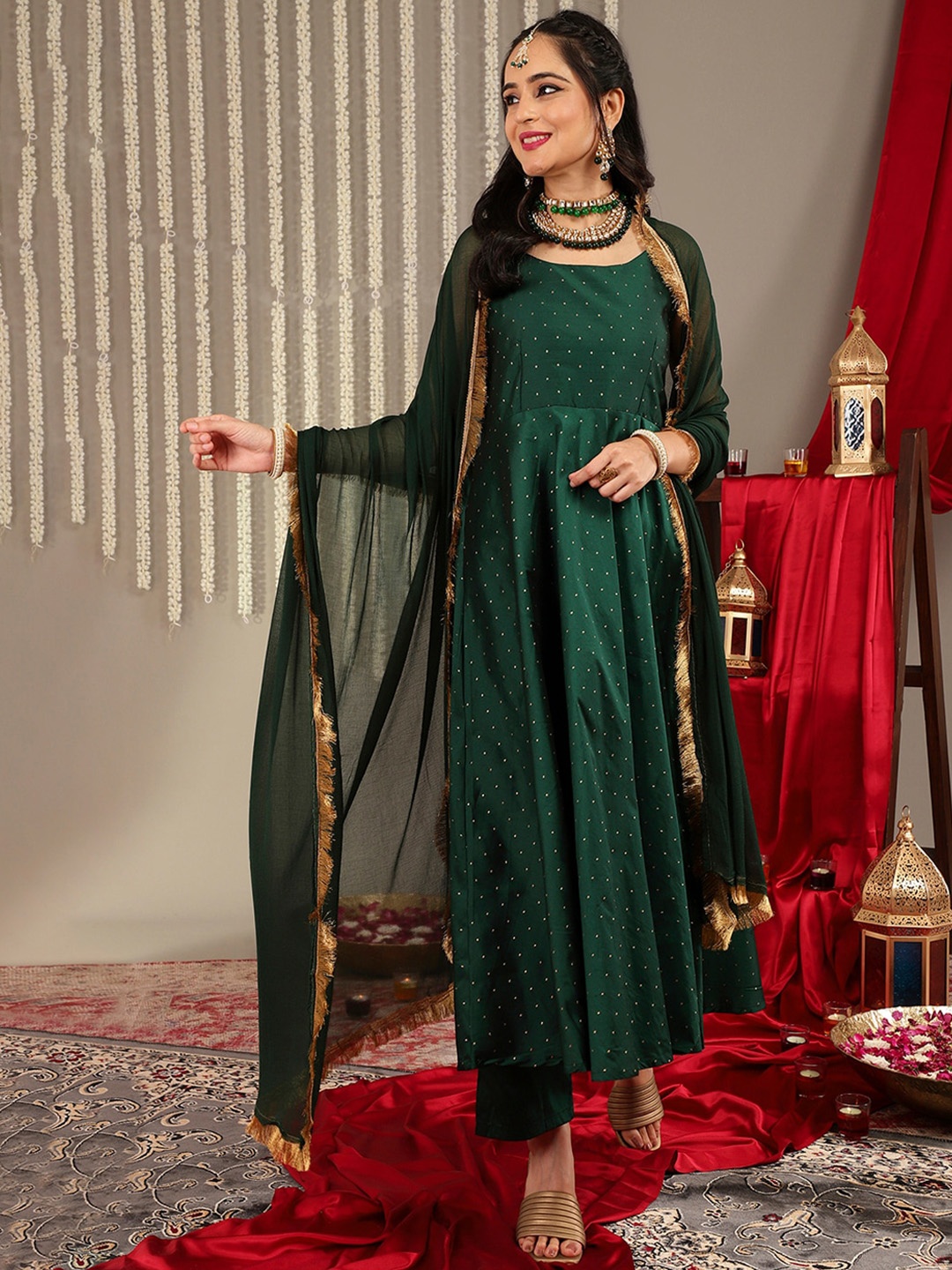 

Varanga Woven Design Shoulder Straps Zari Detail Anarkali Kurta & Trousers With Dupatta, Green
