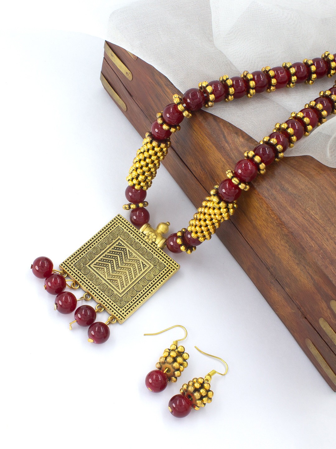 

PRIVIU Gold-Plated Jewellery Set