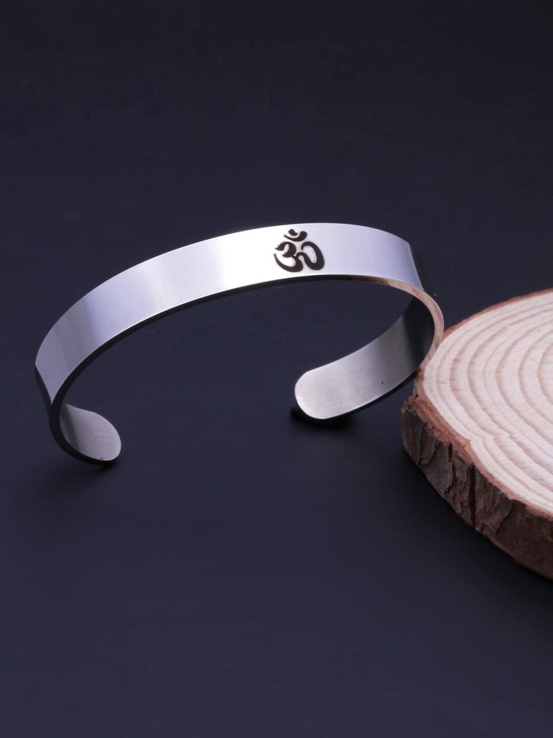 

WROGN Men Rhodium-Plated Kada Bracelet, Silver