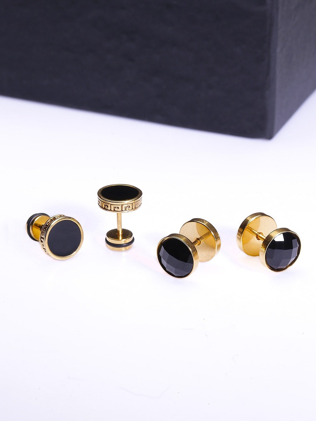 

WROGN Set Of 2 Circular Studs Earrings, Black