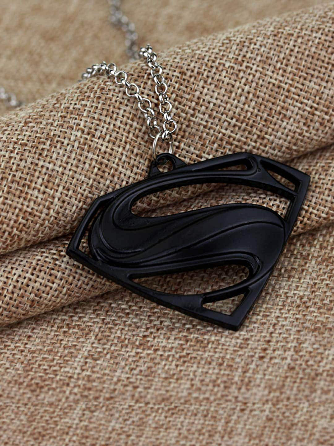 

WROGN Men Superman Design Pendant With Chain, Silver