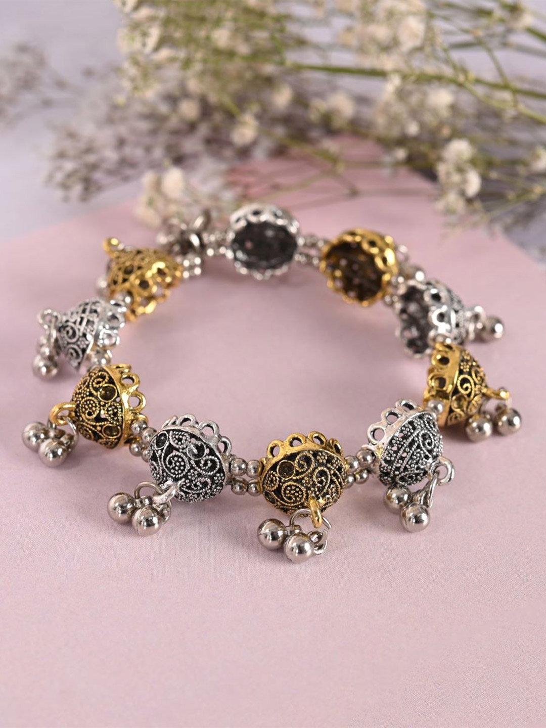 

NVR jhumka Charm Bracelet, Gold