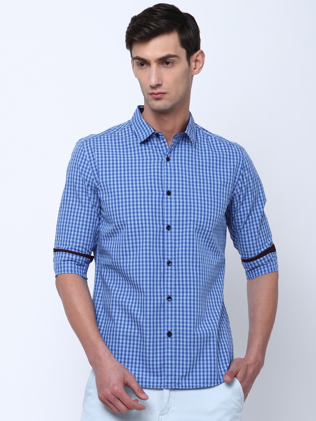 

Black coffee Men Blue Slim Fit Checked Casual Shirt