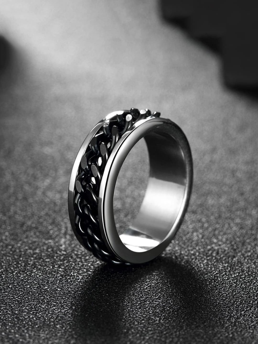 

WROGN Men Stainless Steel Band Finger Ring, Silver