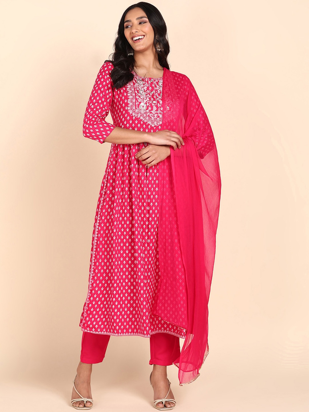 

Maaesa Floral Printed Thread Work Pleated Kurta & Trousers With Dupatta, Pink