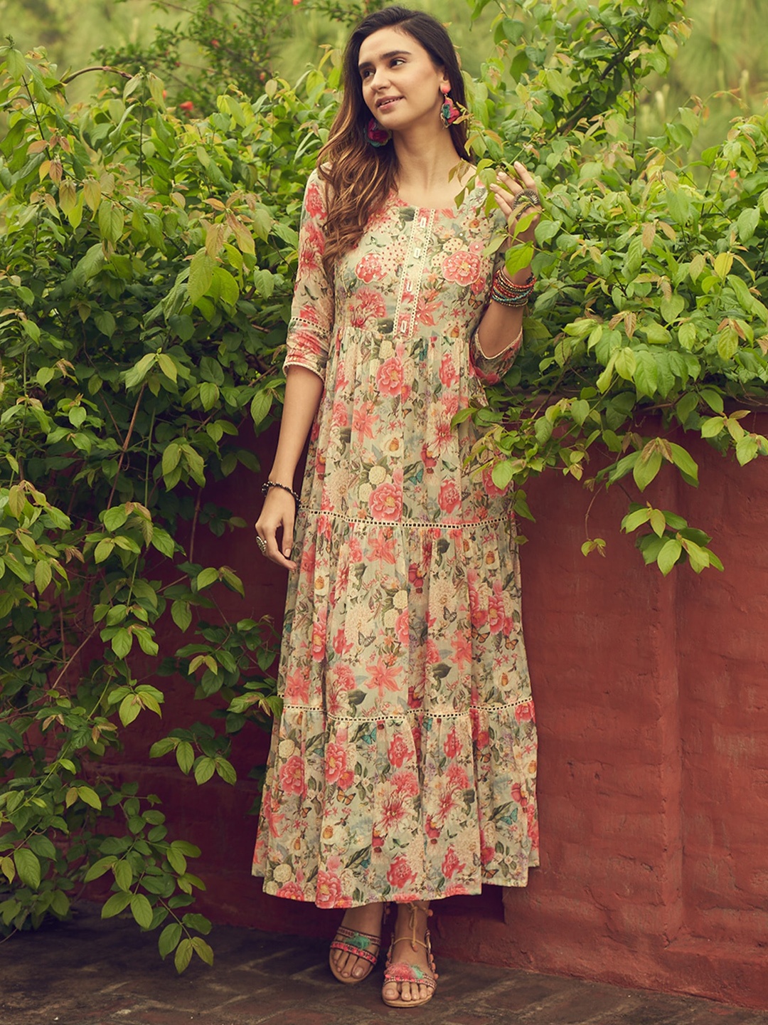 

Sangria Floral Printed Empire Ethnic Dress, Mustard