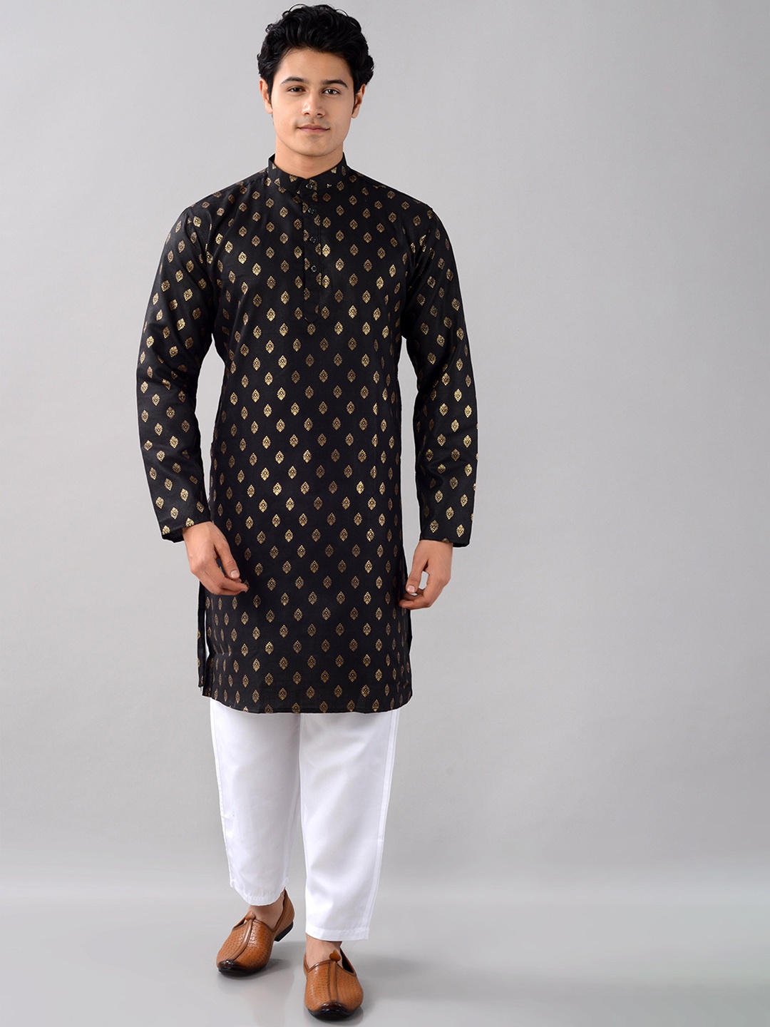 

VILLAIN Mandarin Collar Straight Kurta, Black