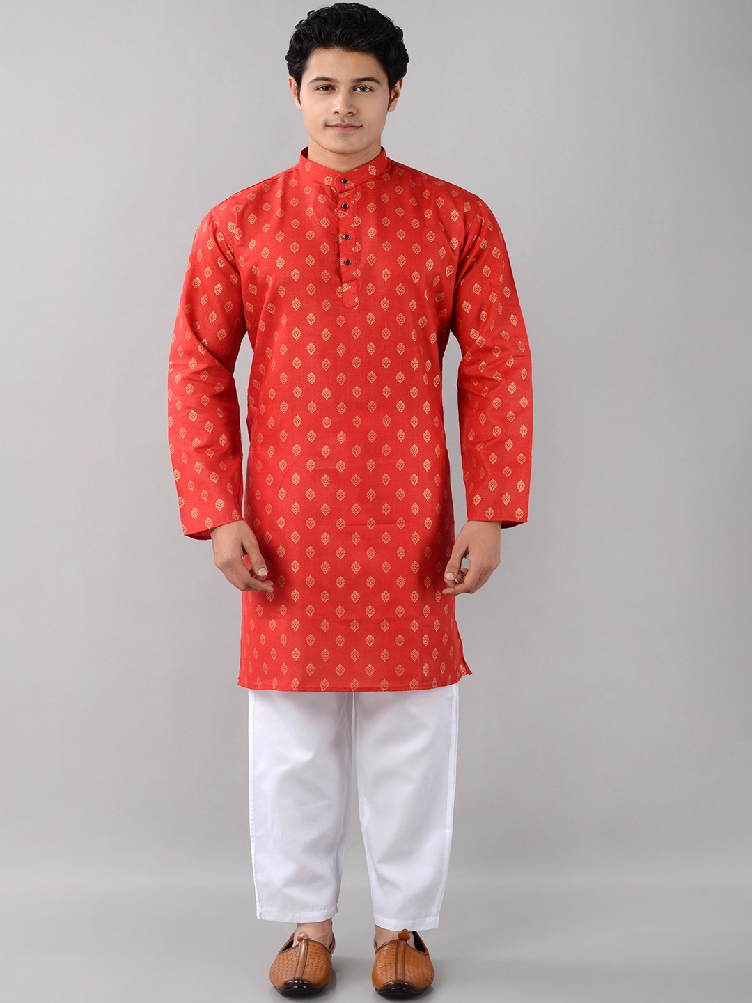 

VILLAIN Ethnic Motifs Band Collar Long Sleeve Straight Kurta, Red