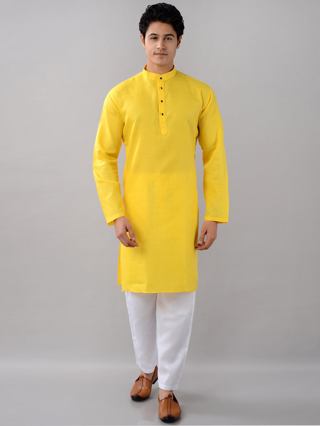 

VILLAIN Mandarin Collar Straight Kurta, Yellow