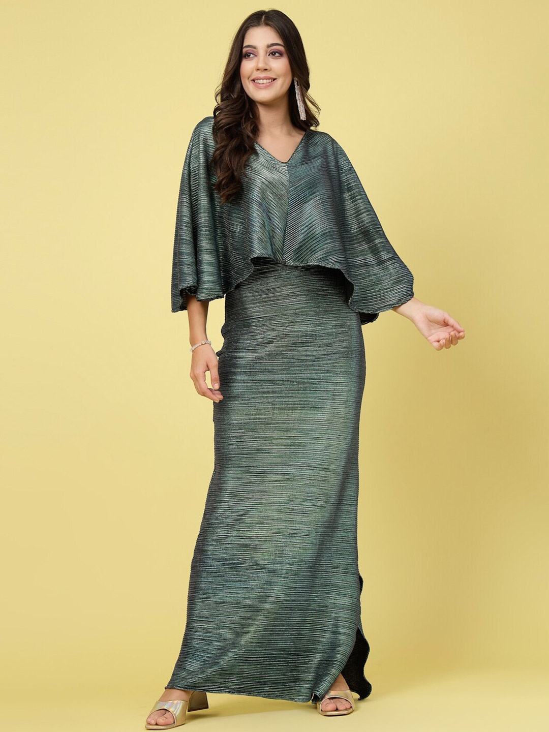 

Molly & Michel Self Design Cape Sleeve Maxi Dress, Green