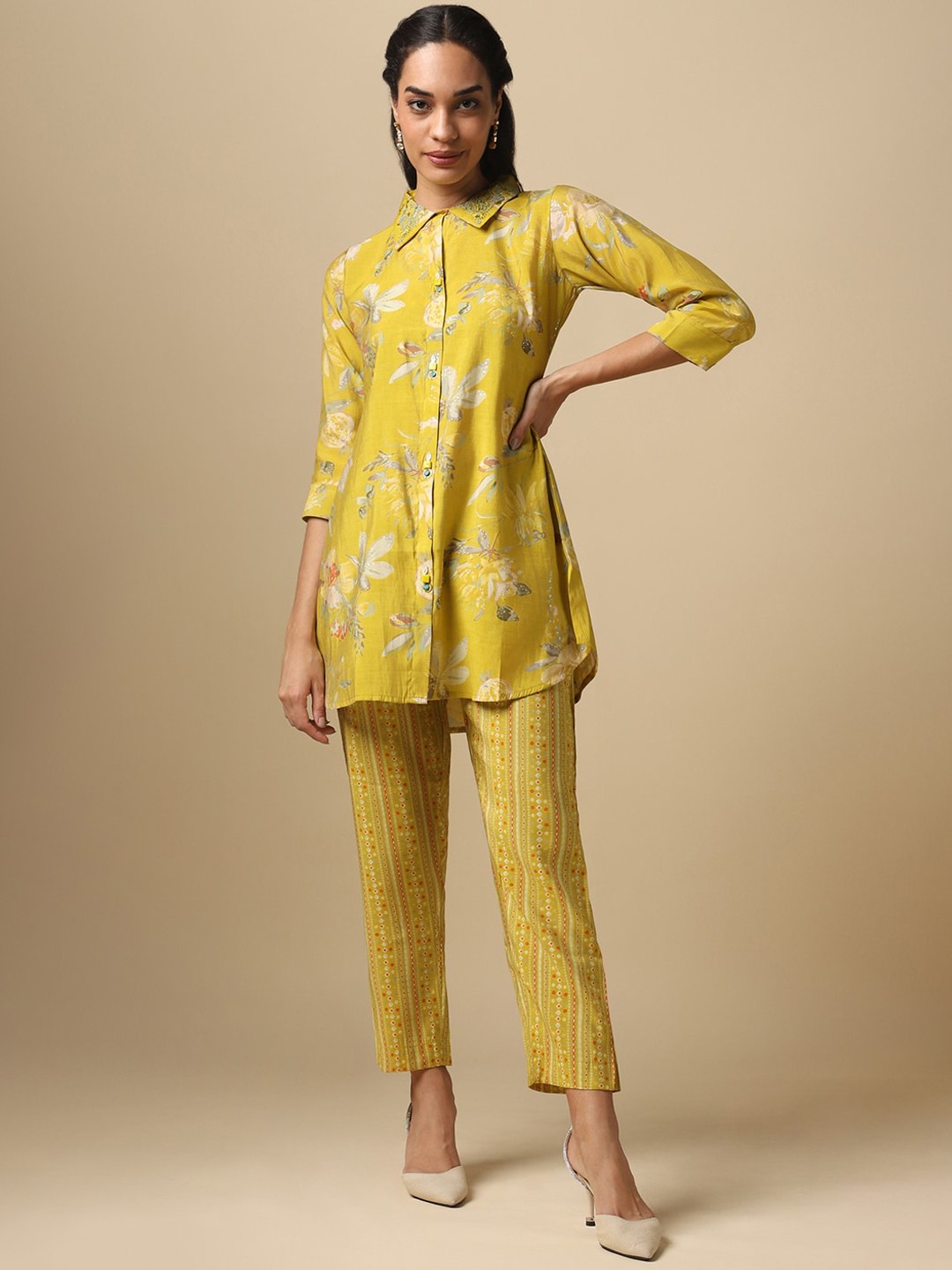 

House Of Dharaa Floral Printed Thread Work Kurta With Trousers, Yellow
