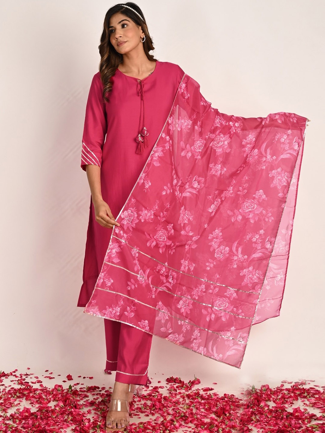 

Do Dhaage Straight Kurta & Palazzos With Dupatta, Pink