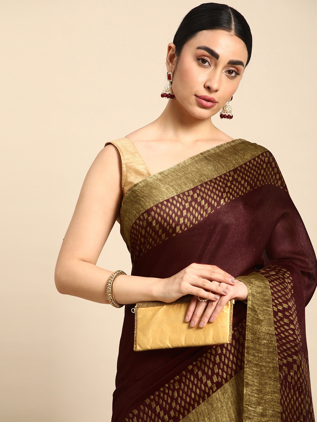 

HERE&NOW Solid Pure Cotton Saree, Burgundy