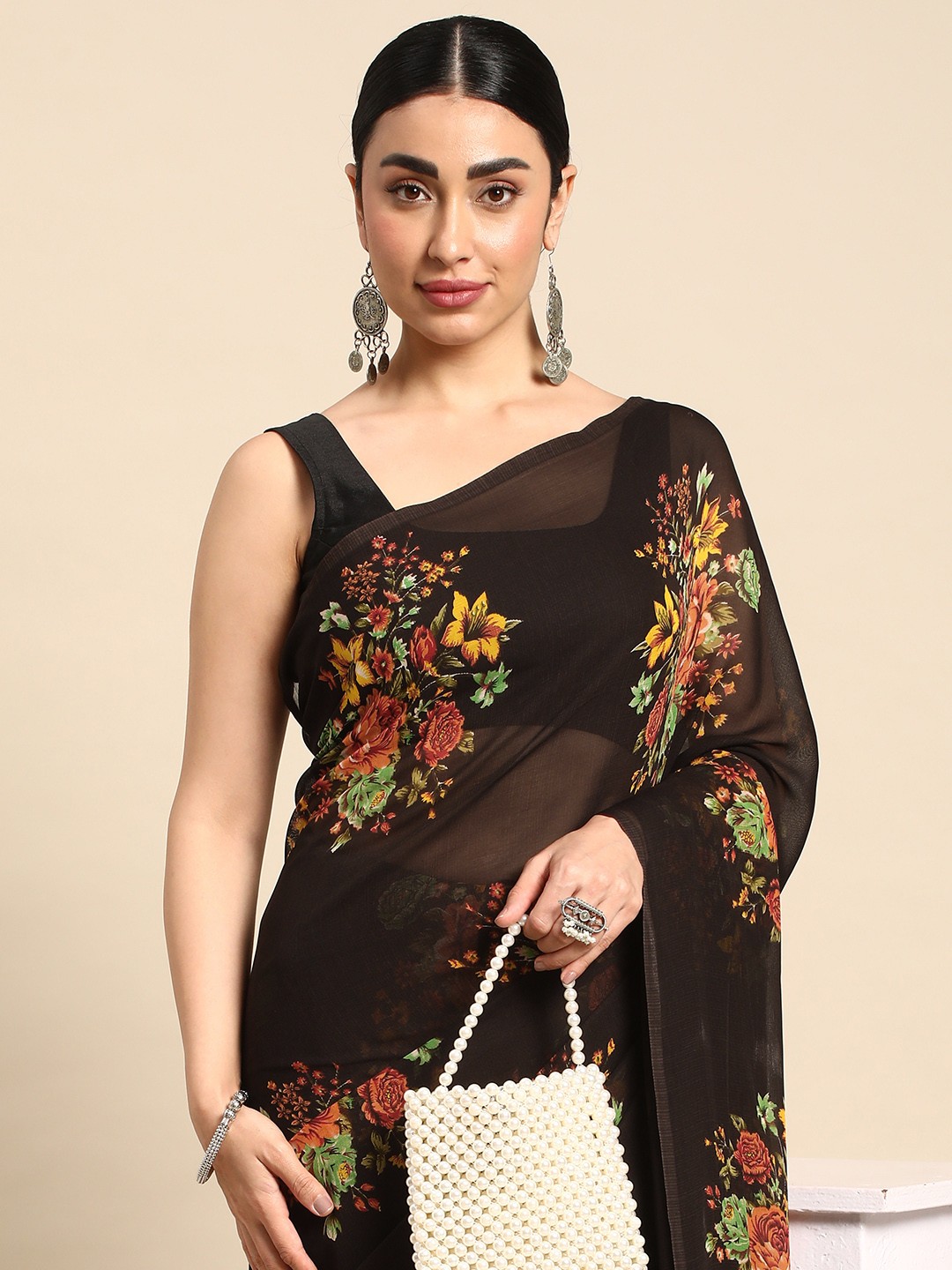 

HERE&NOW Floral Printed Pure Georgette Saree, Black