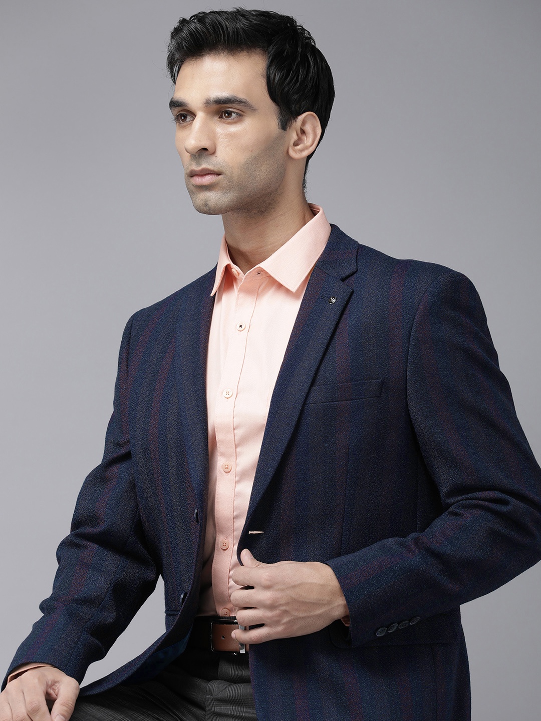 

Van Heusen Slim Fit Self Design Striped Single-Breasted Formal Blazer, Navy blue