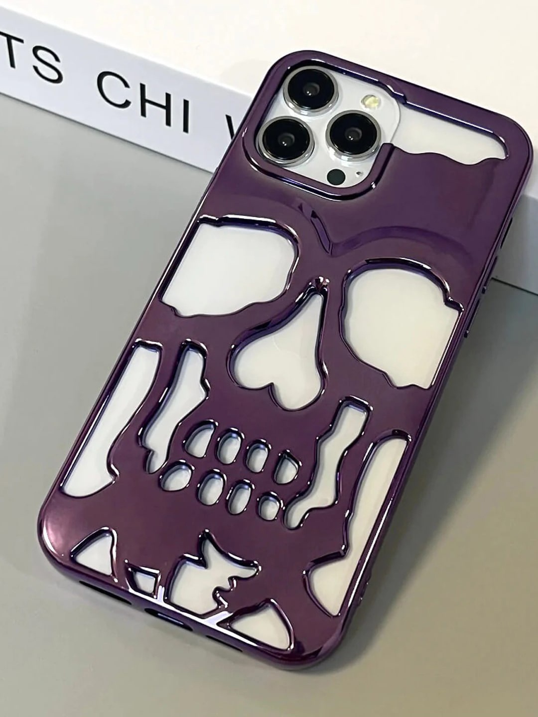 

TREEMODA Electroplated Skull iPhone 13 Pro Back Case, Purple