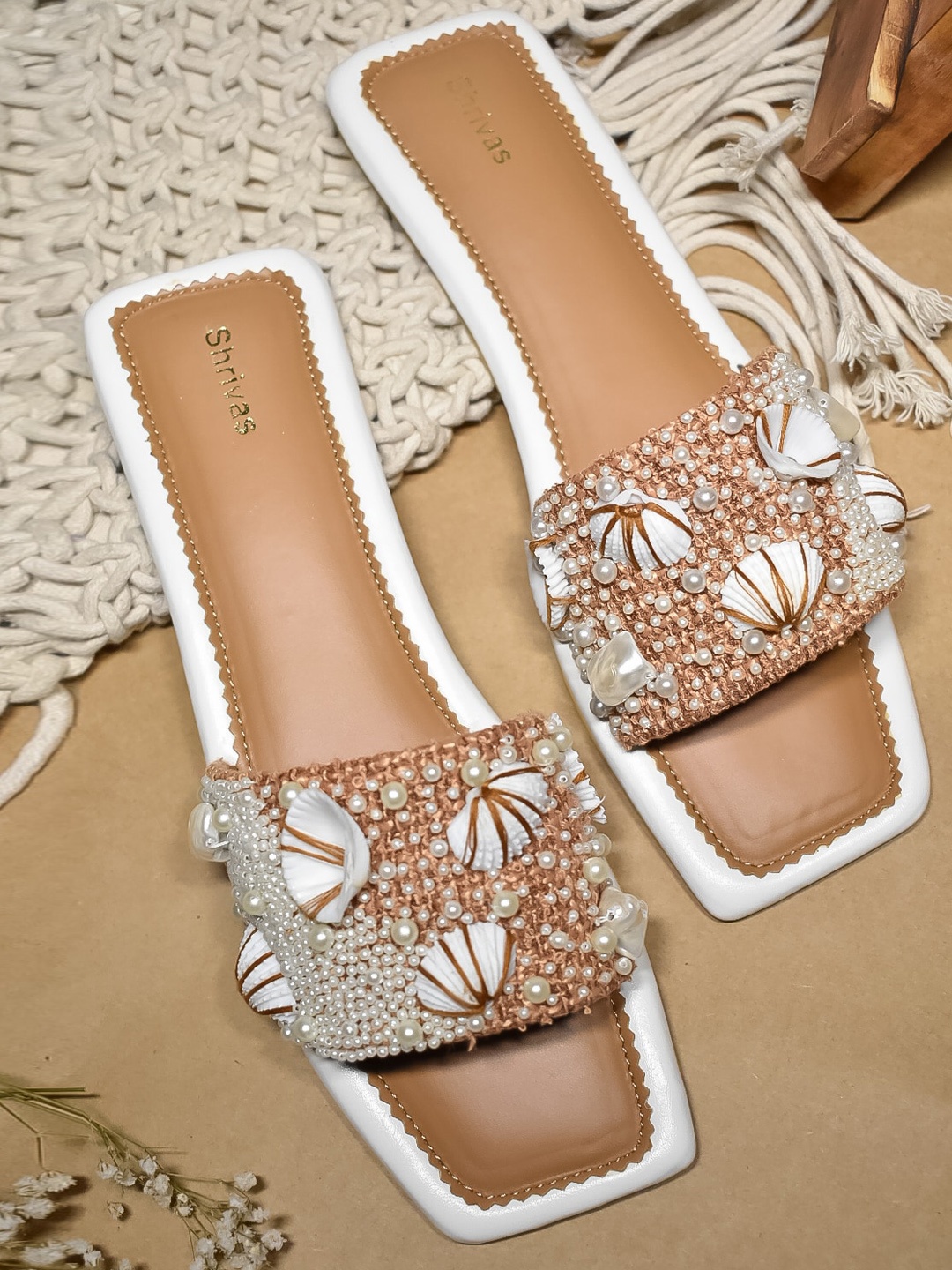 

SHRIVAS BY ARCHITA MEHTA Shellsbrn Embellished Open Toe Flats, Camel brown