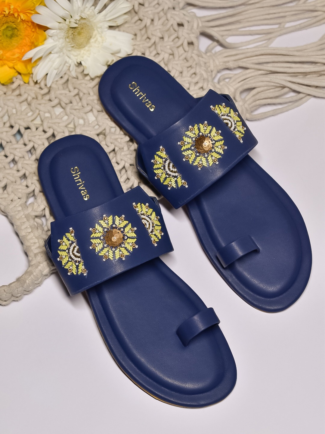 

SHRIVAS BY ARCHITA MEHTA Daisyb Embellished One Toe Flats, Navy blue